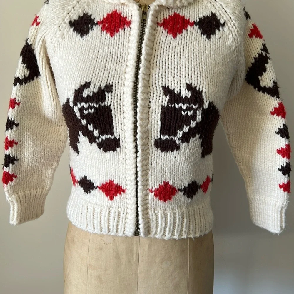 1950’s Vintage Handmade Cowichan Horse Sweater - Picture 6 of 17